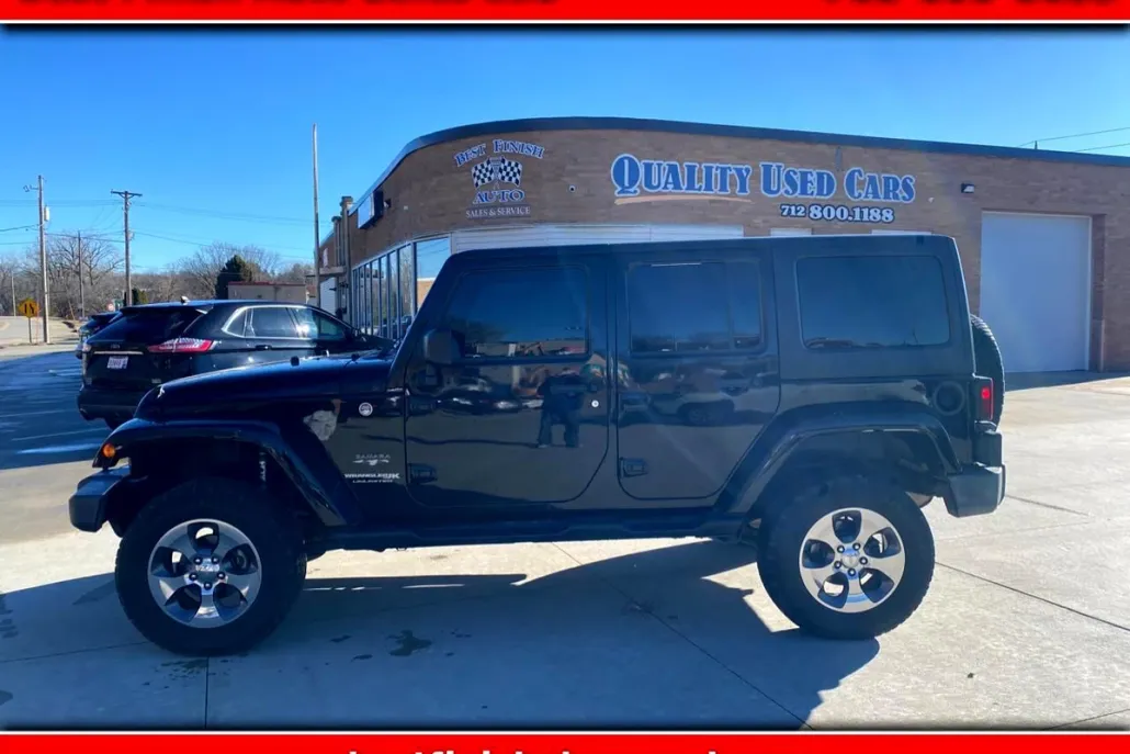2018 Jeep Wrangler Unlimited Sahara photo 1
