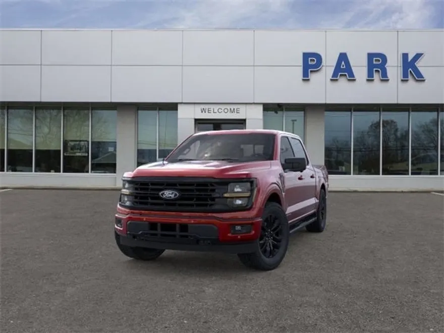 2025 Ford F-150 XLT photo 1