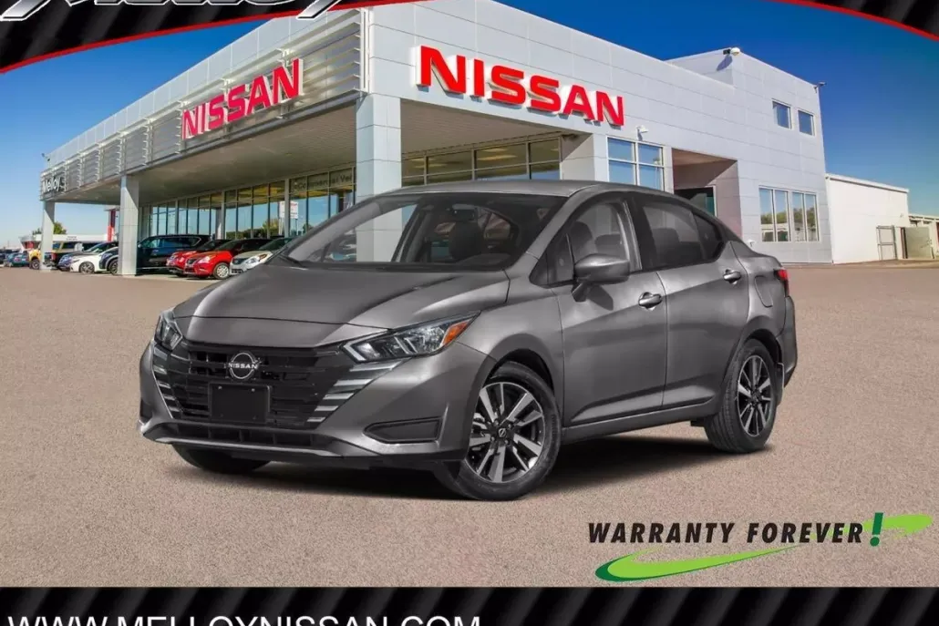 2025 Nissan Versa SV photo 1