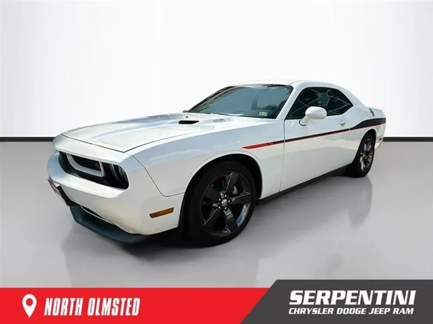 2014 Dodge Challenger R/T photo 1