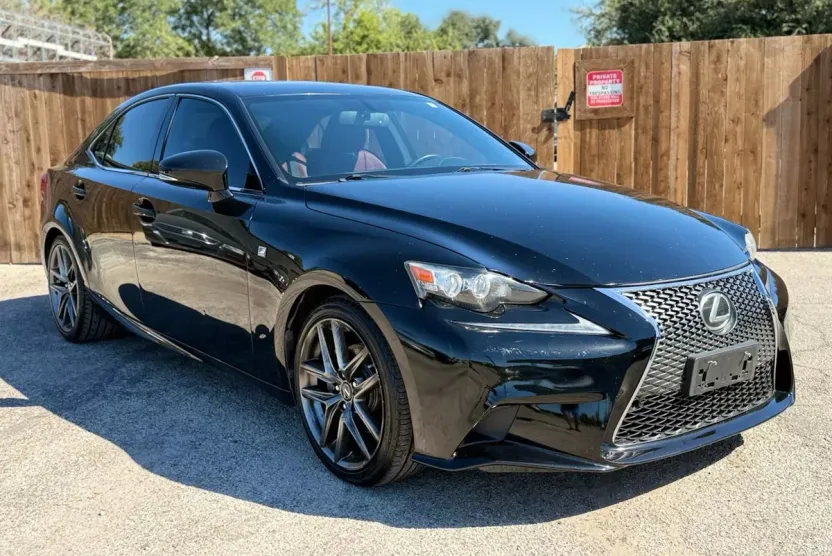2015 Lexus IS 250 photo 1