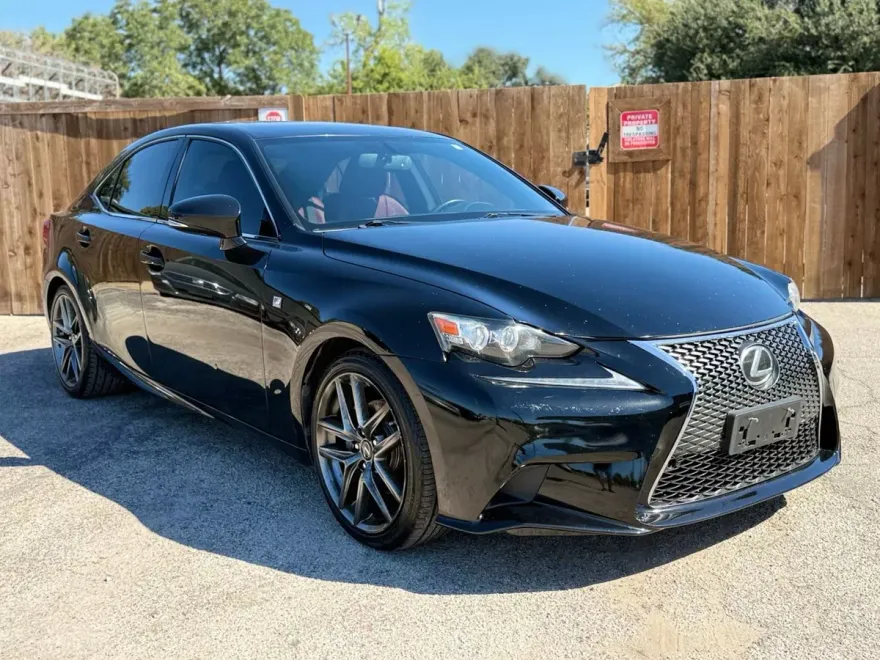 2015 Lexus IS 250 photo 1