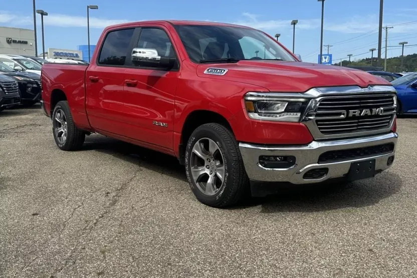 2023 Ram 1500 Laramie photo 1
