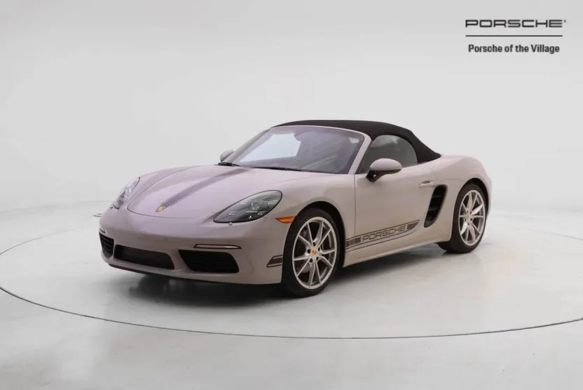 2025 Porsche Boxster photo 1