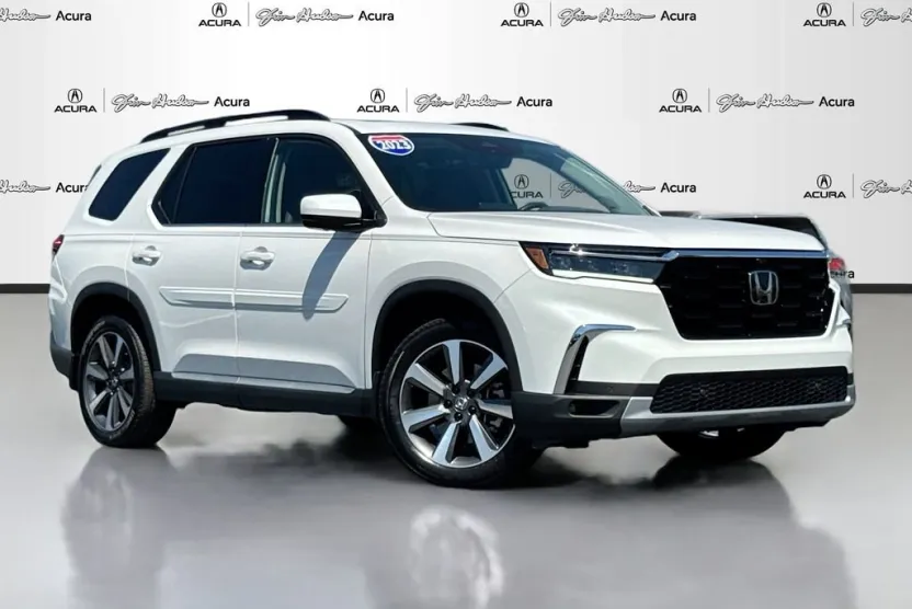 2023 Honda Pilot Elite photo 1