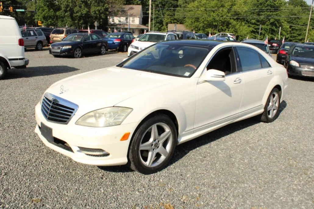 2010 Mercedes Benz S 550 4MATIC photo 1
