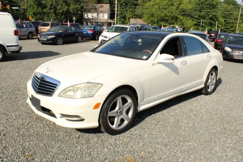 2010 Mercedes Benz S 550 4MATIC photo 1