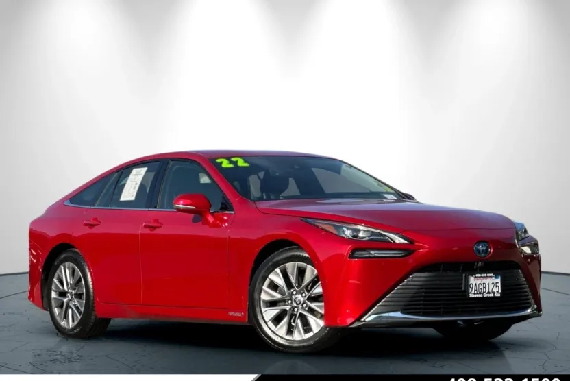 2022 Toyota Mirai XLE photo 1