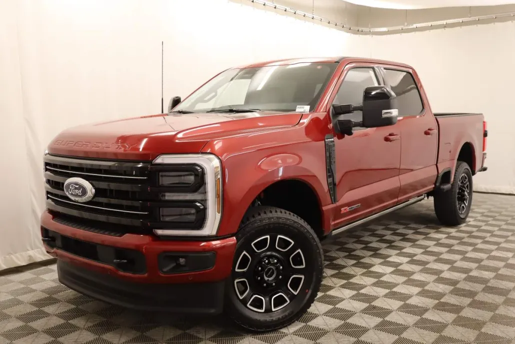2026 Ford F-250 Platinum photo 1