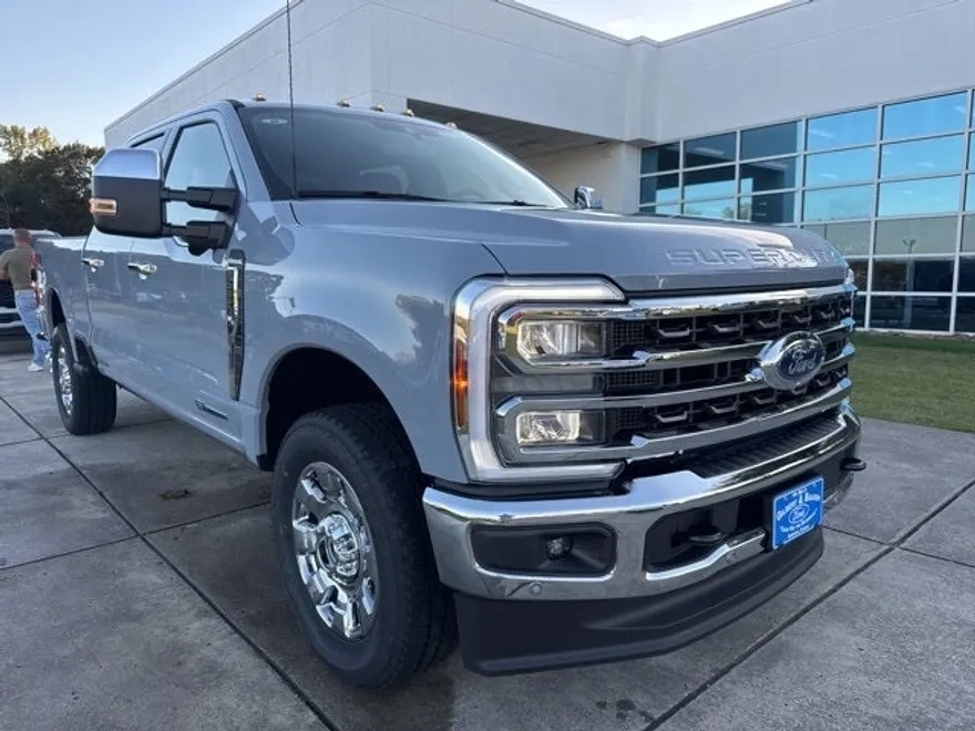 2026 Ford F-250 photo 1