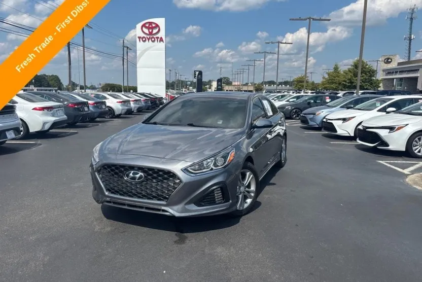 2018 Hyundai Sonata Sport photo 1