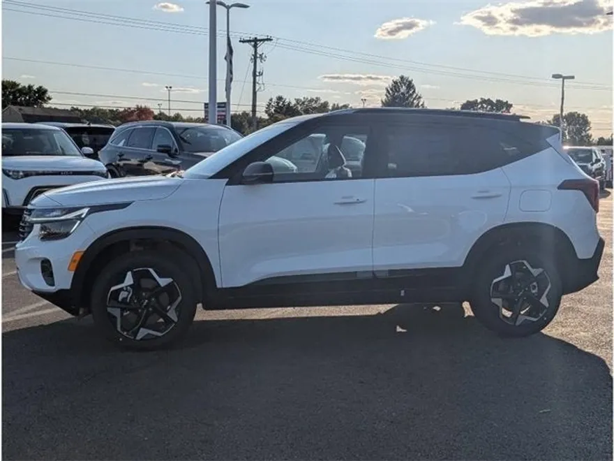 2026 Kia Seltos S photo 1