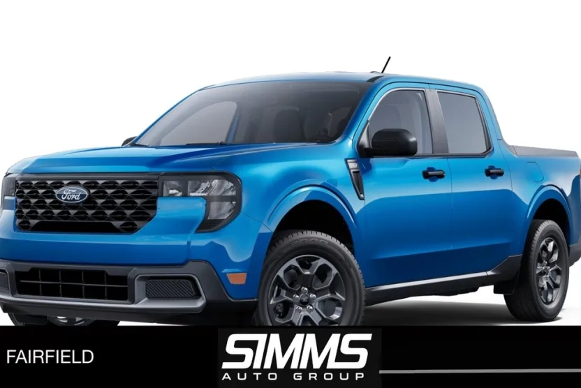 2025 Ford Maverick XLT photo 1
