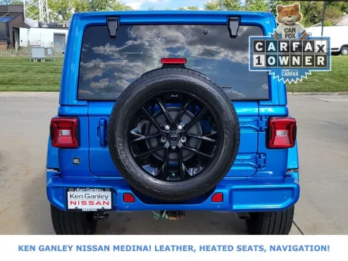 2022 Jeep Wrangler Unlimited Sahara High Altitude photo 4