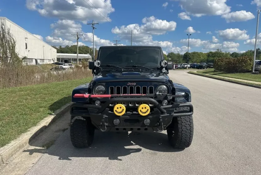2016 Jeep Wrangler Anniversary Edition photo 1