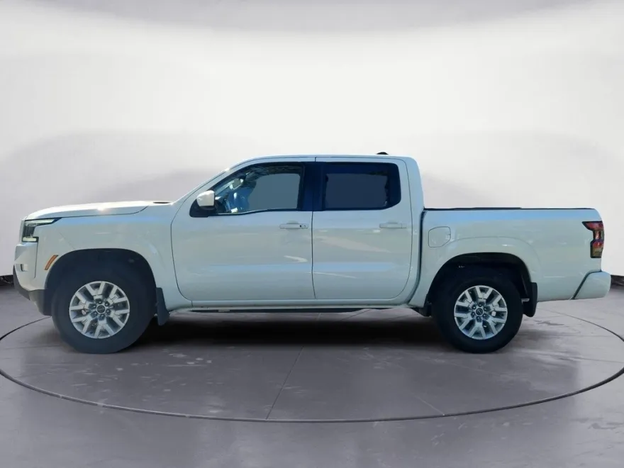 2023 Nissan Frontier SV photo 1