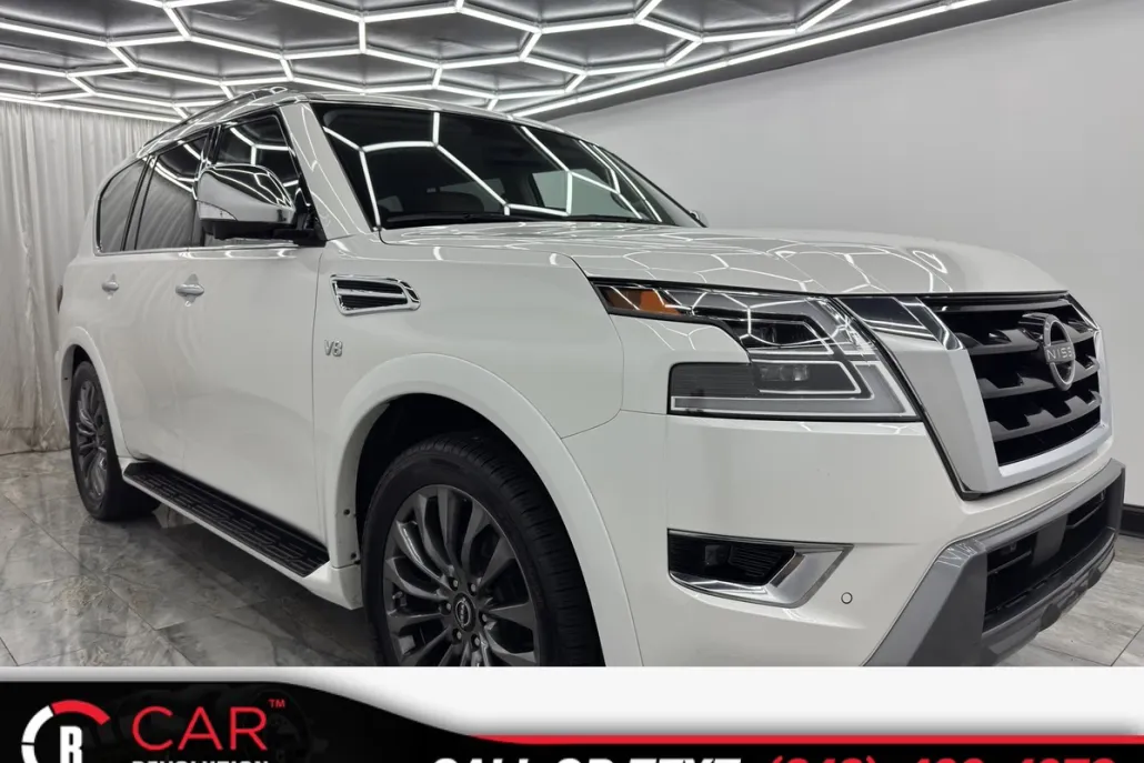 2022 Nissan Armada Platinum photo 1