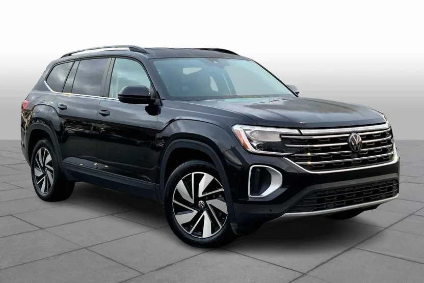 2024 Volkswagen Atlas SE Technology photo 1