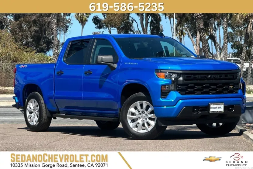 2025 Chevrolet Silverado 1500 Custom photo 1