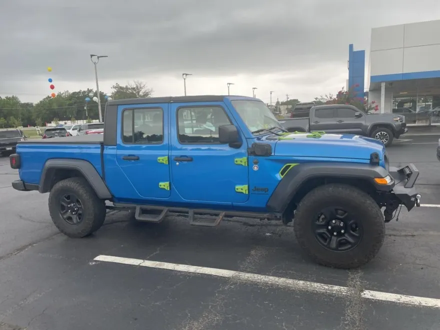 2024 Jeep Gladiator Sport photo 1