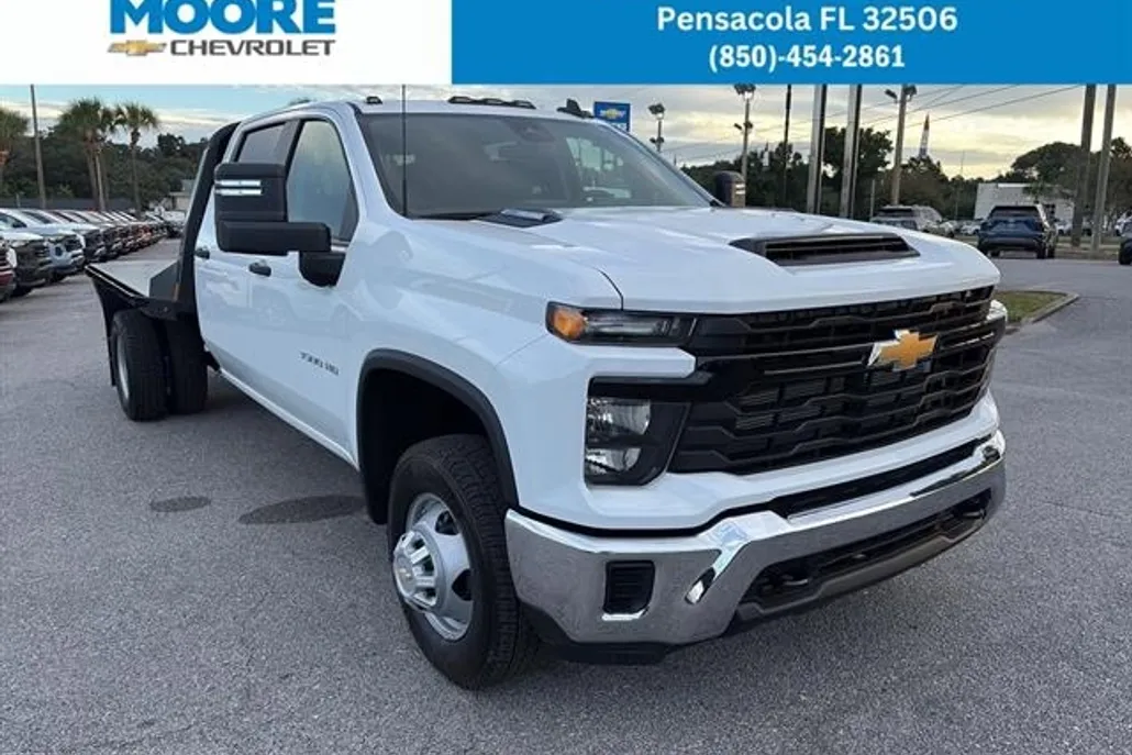 2025 Chevrolet Silverado 3500HD Work Truck photo 1