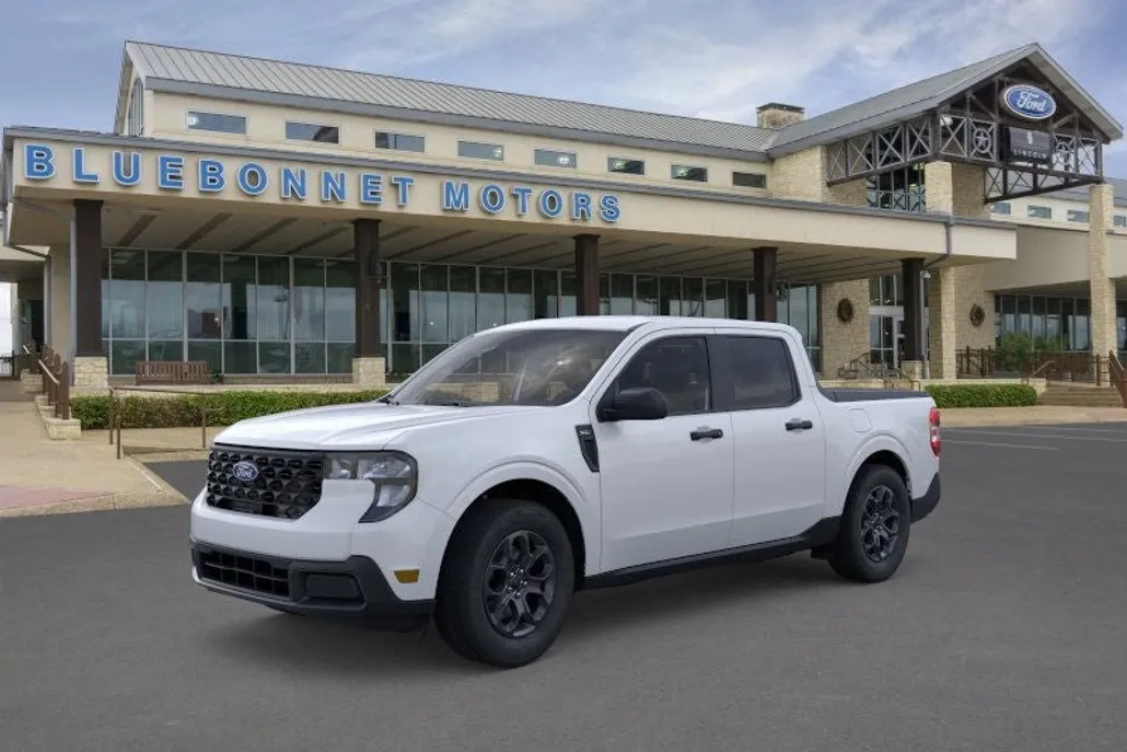 2025 Ford Maverick XLT photo 1