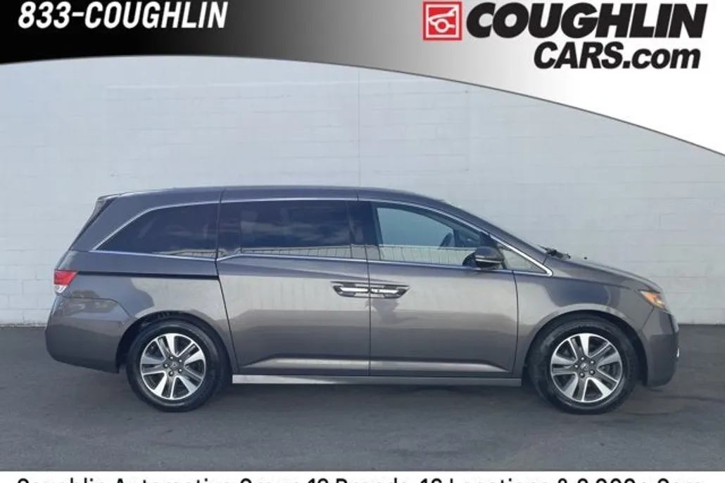 2017 Honda Odyssey Touring Elite photo 1