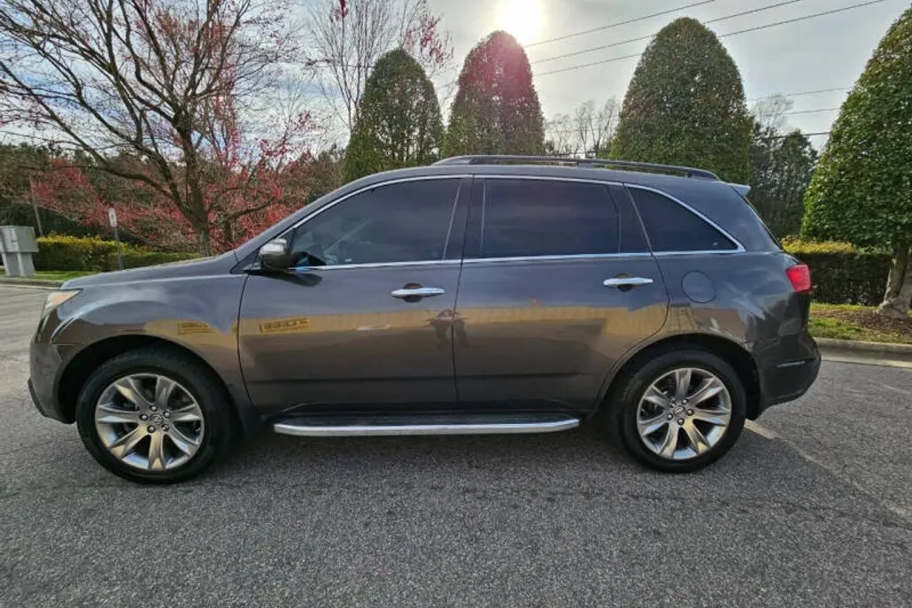 2011 Acura MDX SH-AWD Advance photo 1