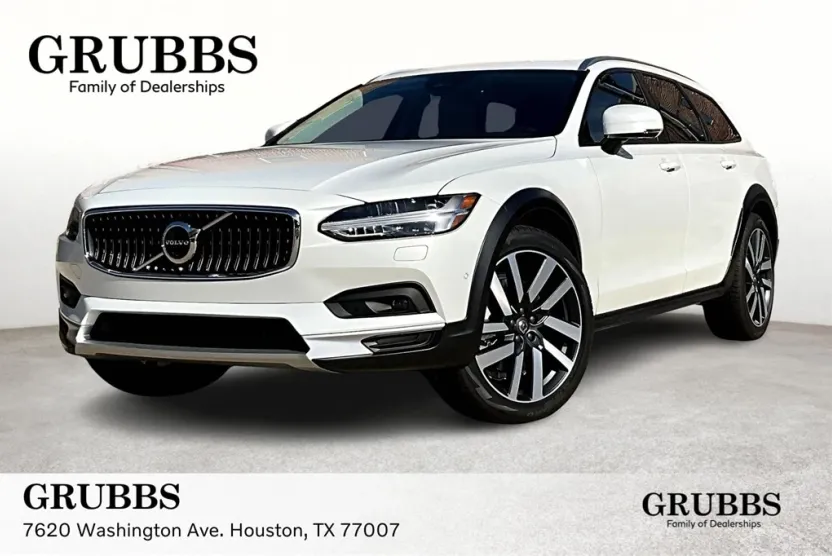 2025 Volvo V90 Cross Country B6 Plus photo 1