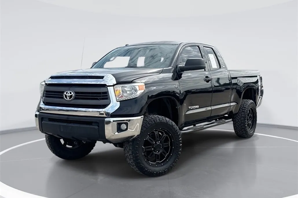 2014 Toyota Tundra SR5 photo 1