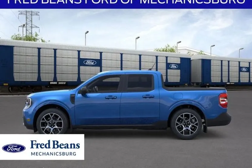 2025 Ford Maverick Lariat photo 1
