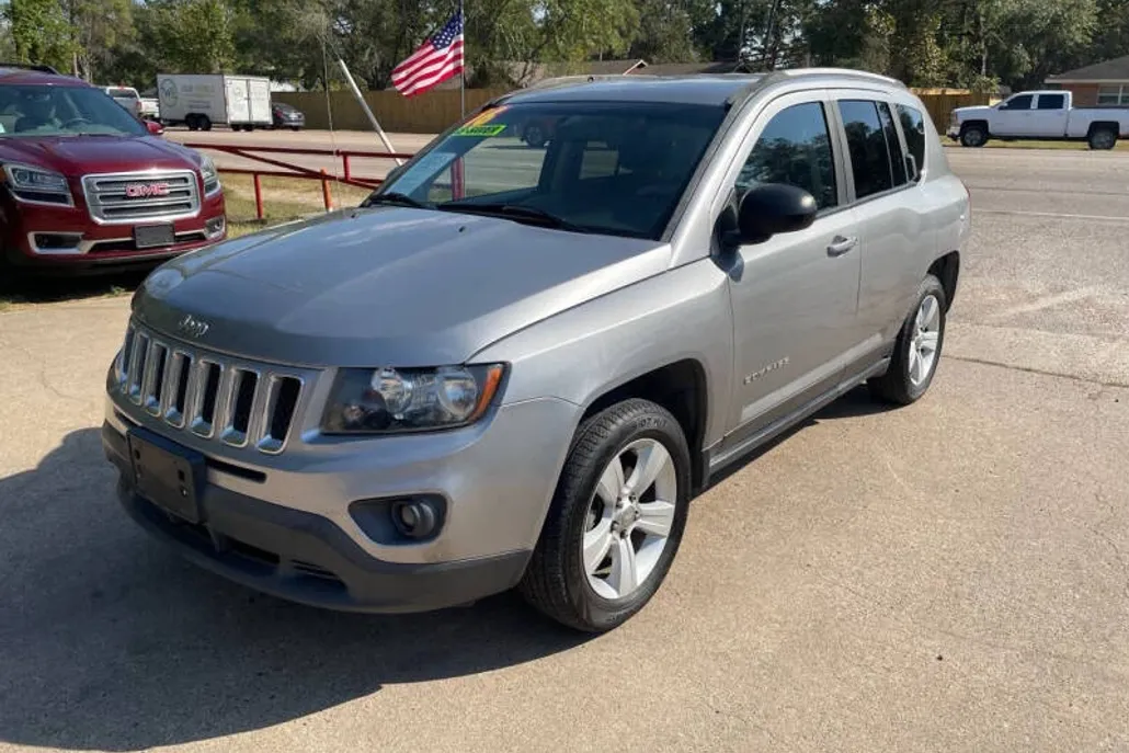 2016 Jeep Compass Sport photo 1