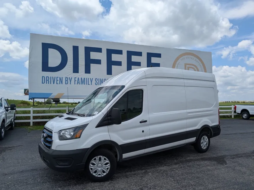 2023 Ford Transit photo 1