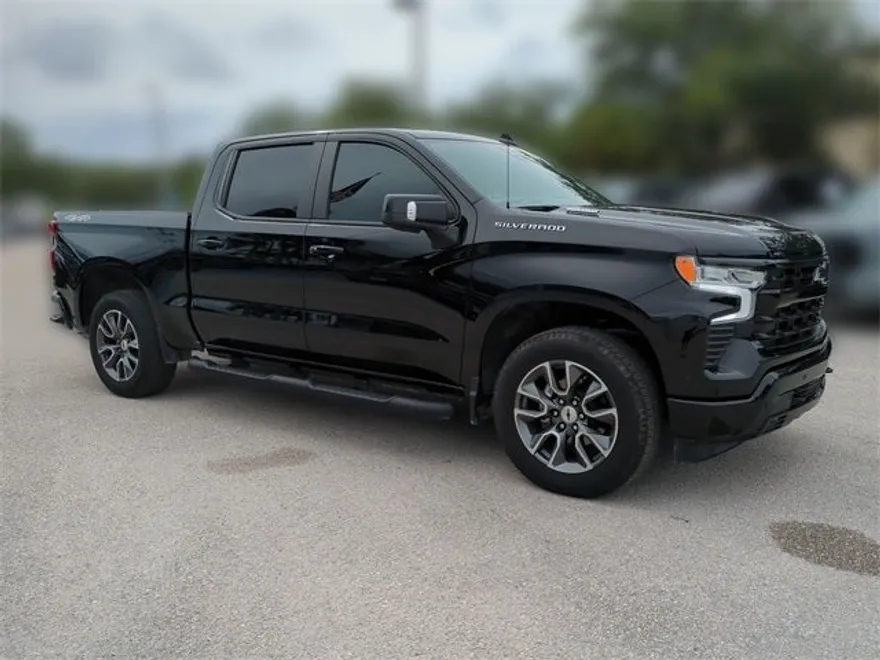 2024 Chevrolet Silverado 1500 RST photo 1