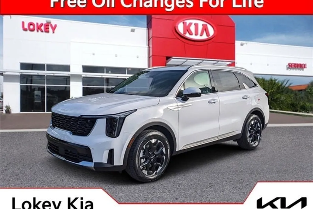 2025 Kia Sorento S photo 1