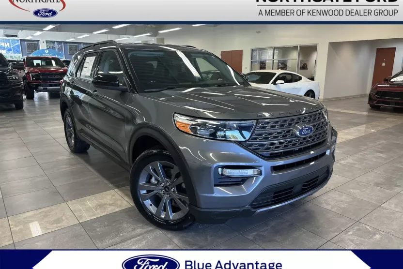 2022 Ford Explorer XLT photo 1