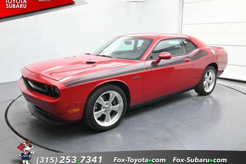 2011 Dodge Challenger R/T Classic photo 1