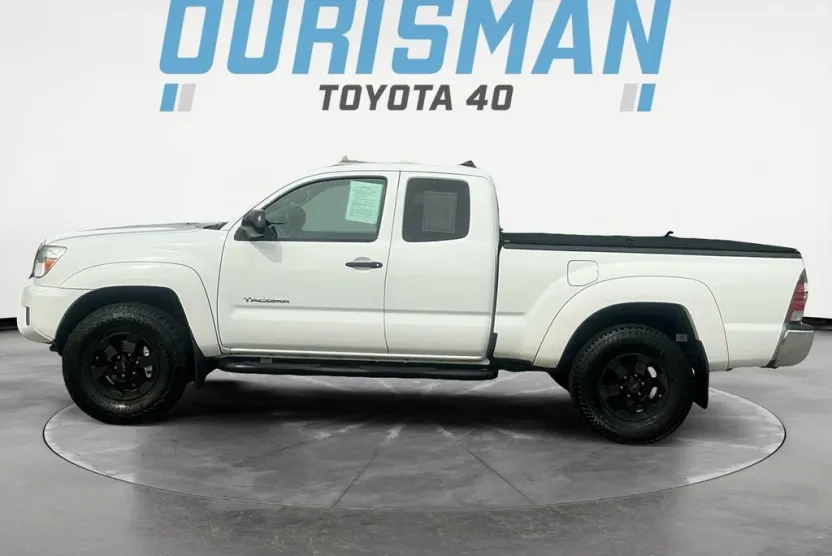 2014 Toyota Tacoma Base photo 1