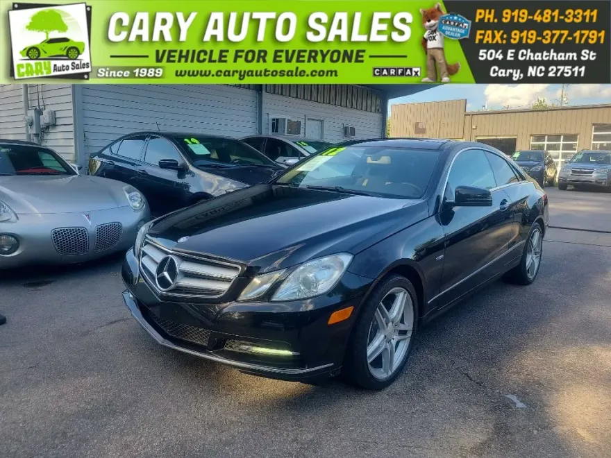 2012 Mercedes Benz E photo 1