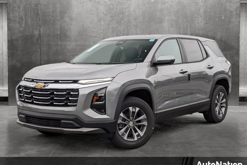 2025 Chevrolet Equinox LT photo 1