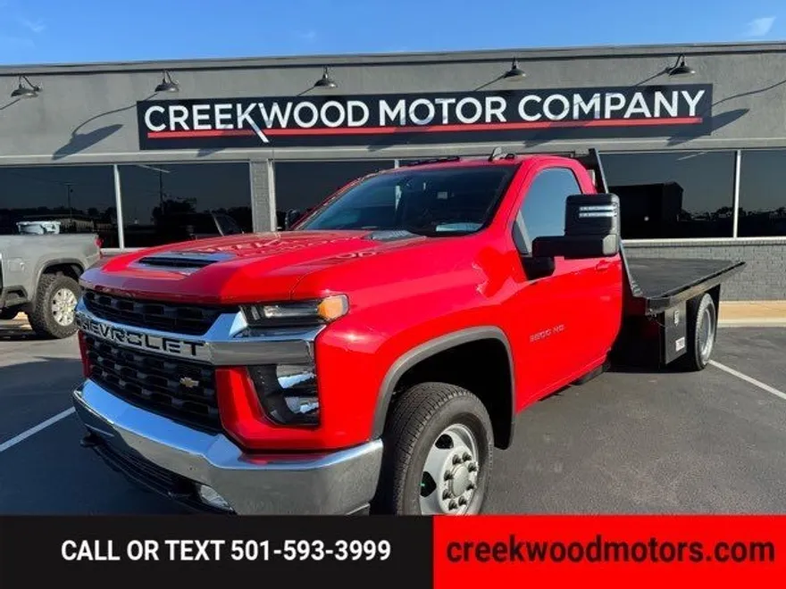 2022 Chevrolet Silverado 3500HD LT photo 1