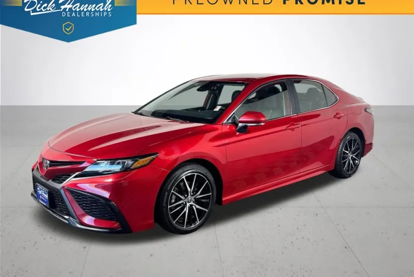 2024 Toyota Camry SE photo 1