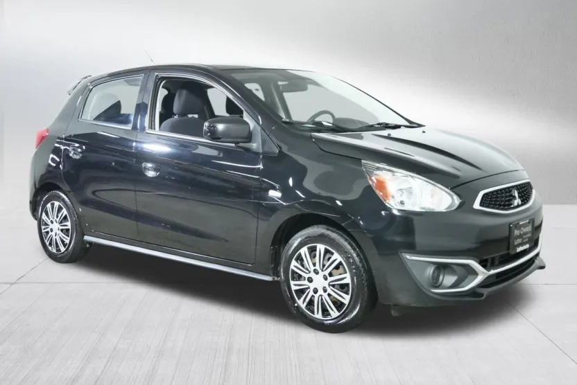2017 Mitsubishi Mirage ES photo 1