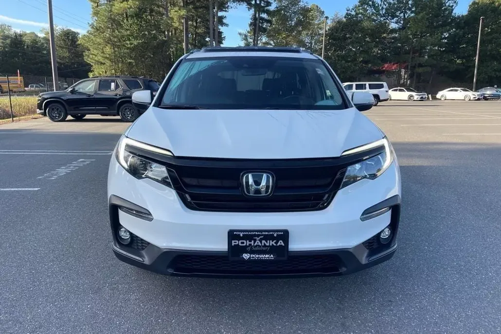2021 Honda Pilot Special Edition photo 1