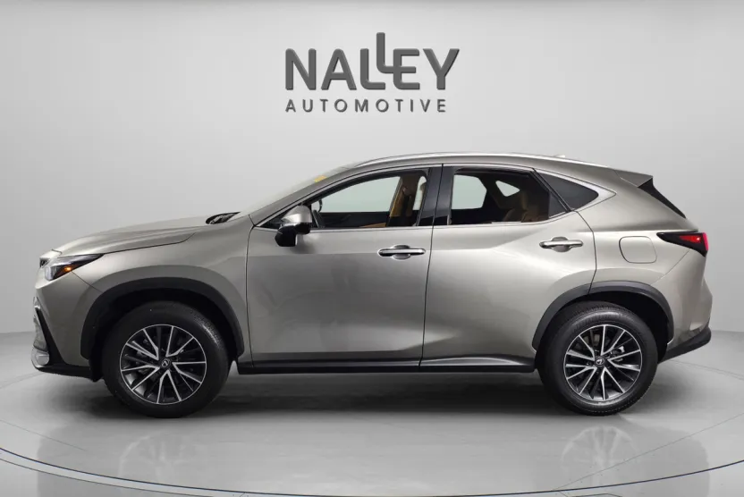 2025 Lexus NX 250 Premium photo 1