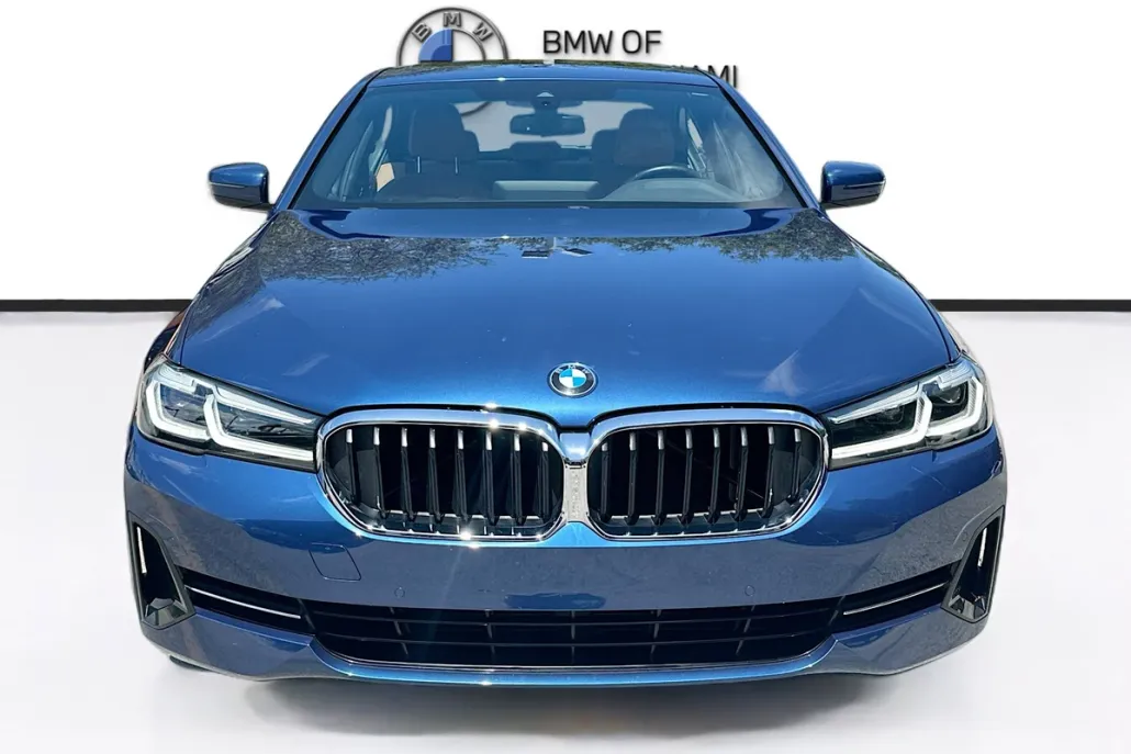 2023 Bmw 530i photo 1
