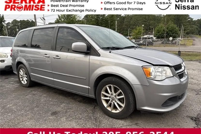 2016 Dodge Grand Caravan SXT photo 1