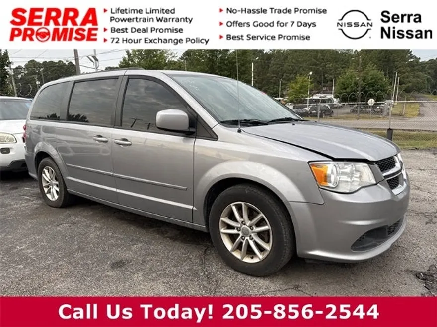 2016 Dodge Grand Caravan SXT photo 1