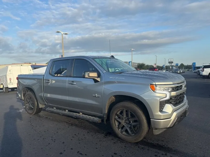 2024 Chevrolet Silverado RST photo 1