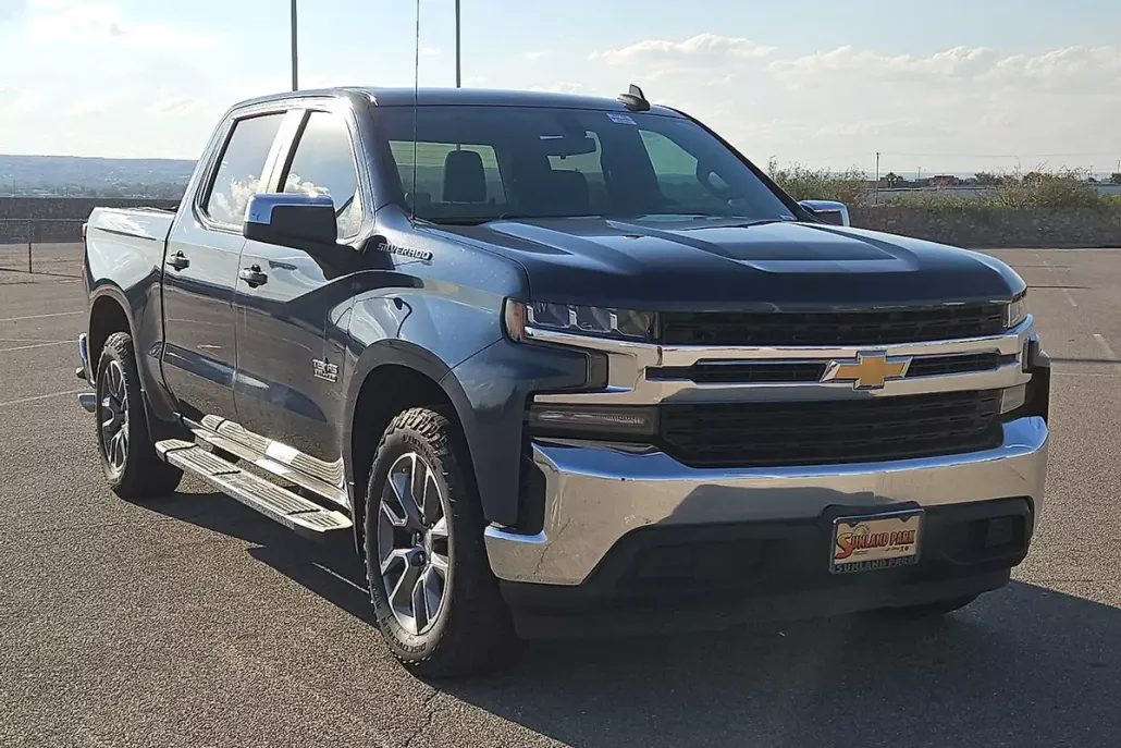 2020 Chevrolet Silverado 1500 LT photo 1